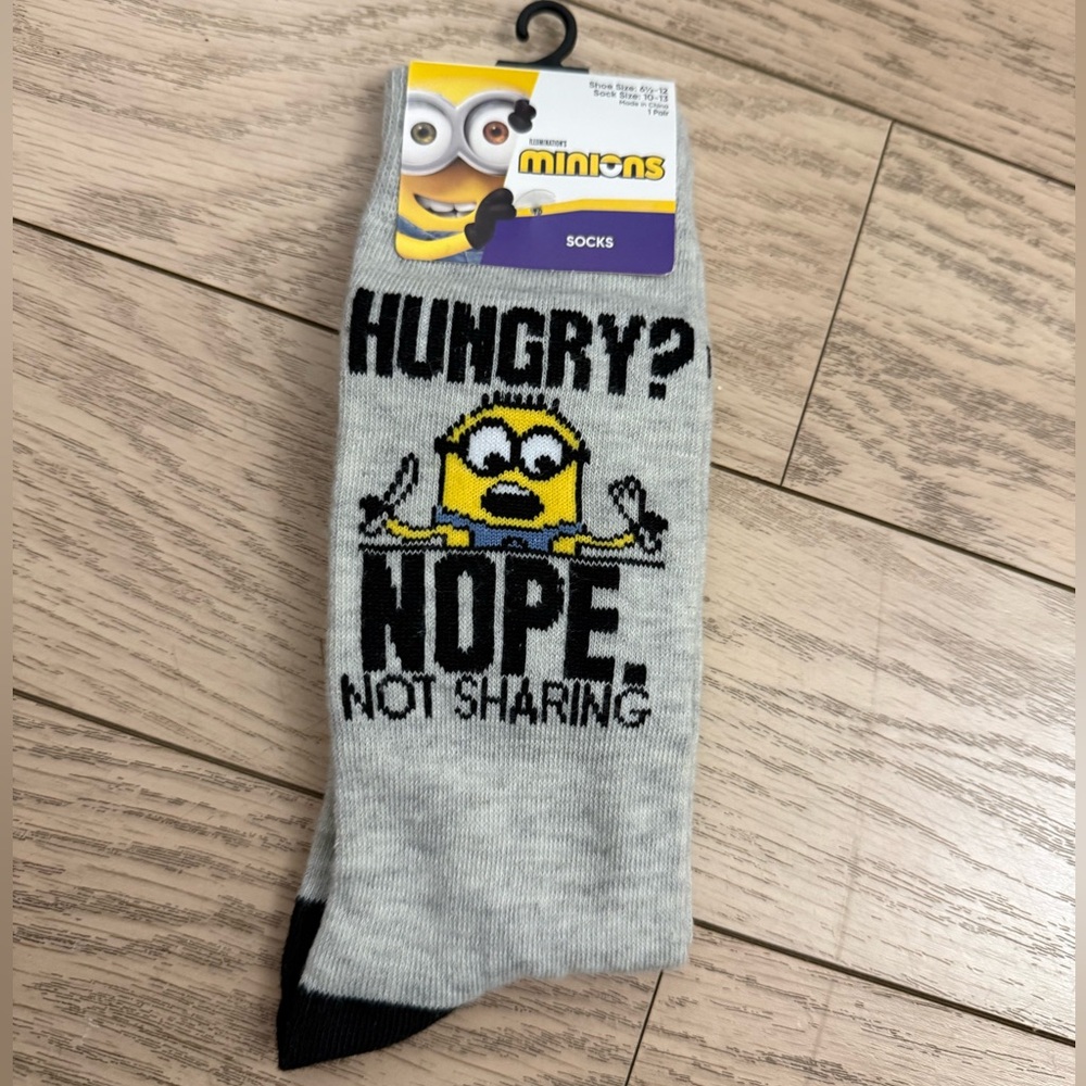 Minion dreamworks socks